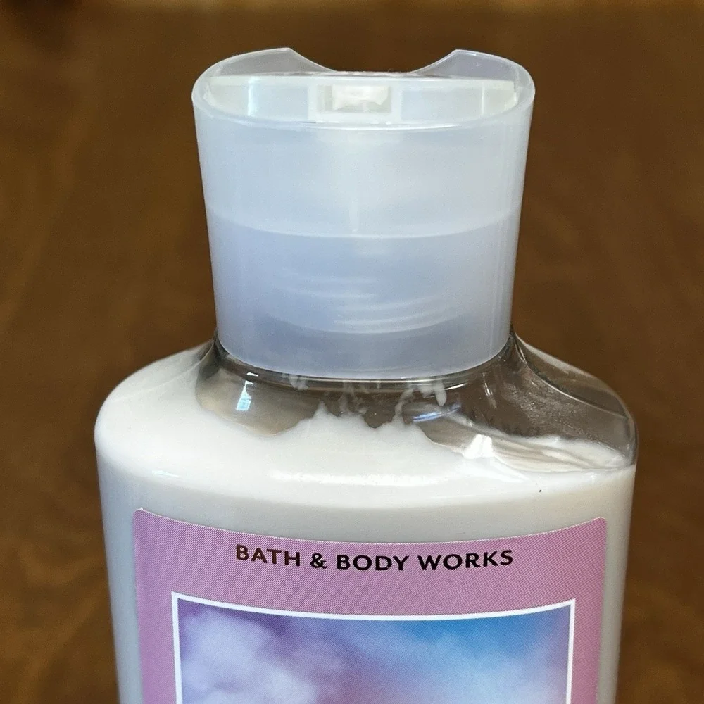 Bath &‎ Body Works Cotton Candy Clouds Body Lotion 8oz Shea Butter Coconut Oil